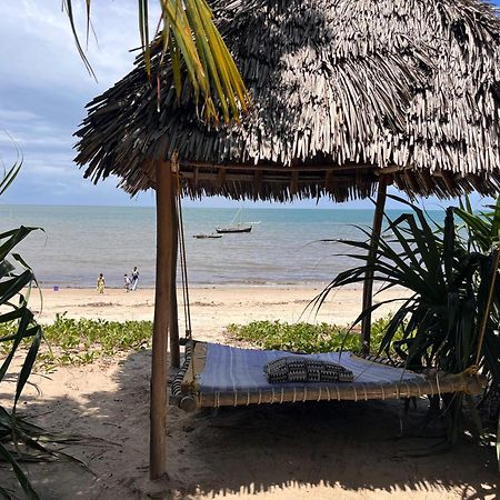 Ushongo Beach Bandas Pangani Екстер'єр фото