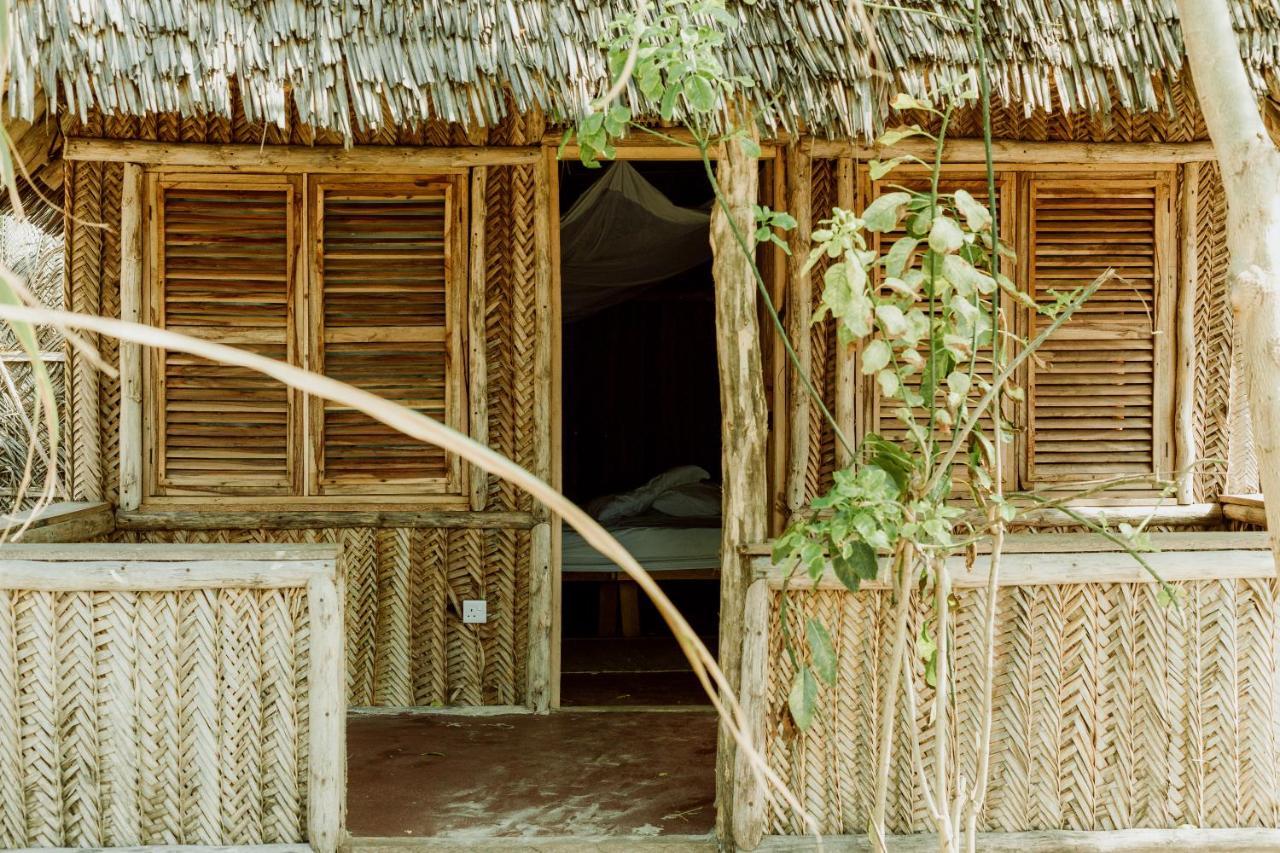 Ushongo Beach Bandas Pangani Екстер'єр фото