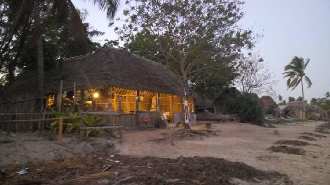 Ushongo Beach Bandas Pangani Екстер'єр фото