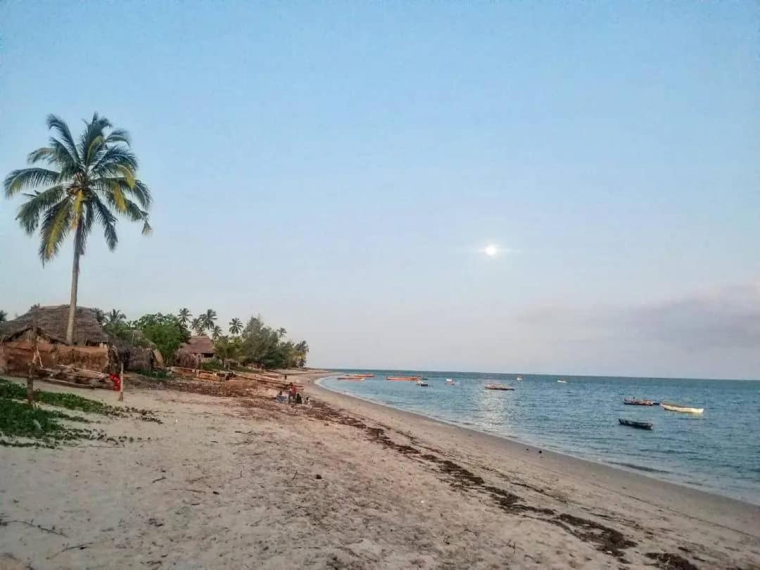 Ushongo Beach Bandas Pangani Екстер'єр фото